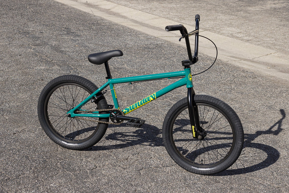 SUNDAY SCOUT Gloss Pine Green with 20.75" tt **IN STORE PICK UP ONLY**