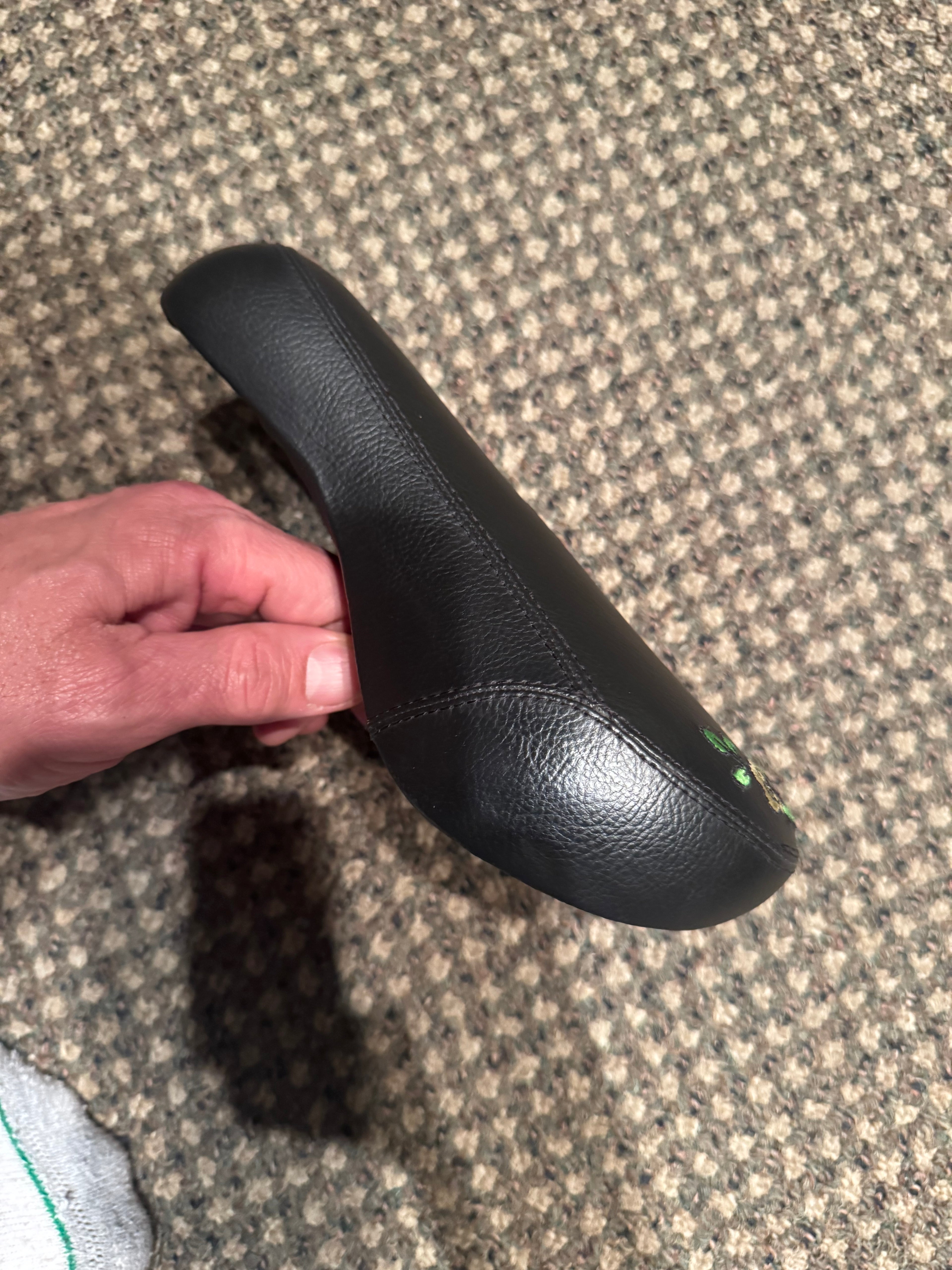 🌼 Pre‑Owned Cult “In Bloom” Pivotal Seat