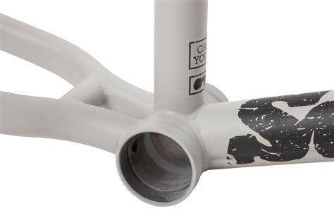 SUNDAY WAVELENGTH FRAME 21” TT
Matte Cool Grey