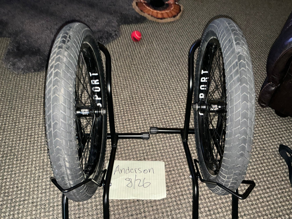 ** Pre-Owned ** GSPORT Elite Wheelset ** Pre-Owned ** SOLD AS IS **  TIRES NOT INCLUDED