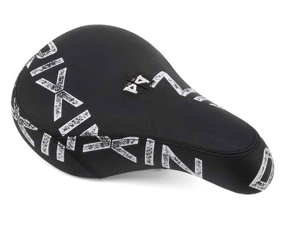 Rixin Disorder Pivotal Seat (Black/White)