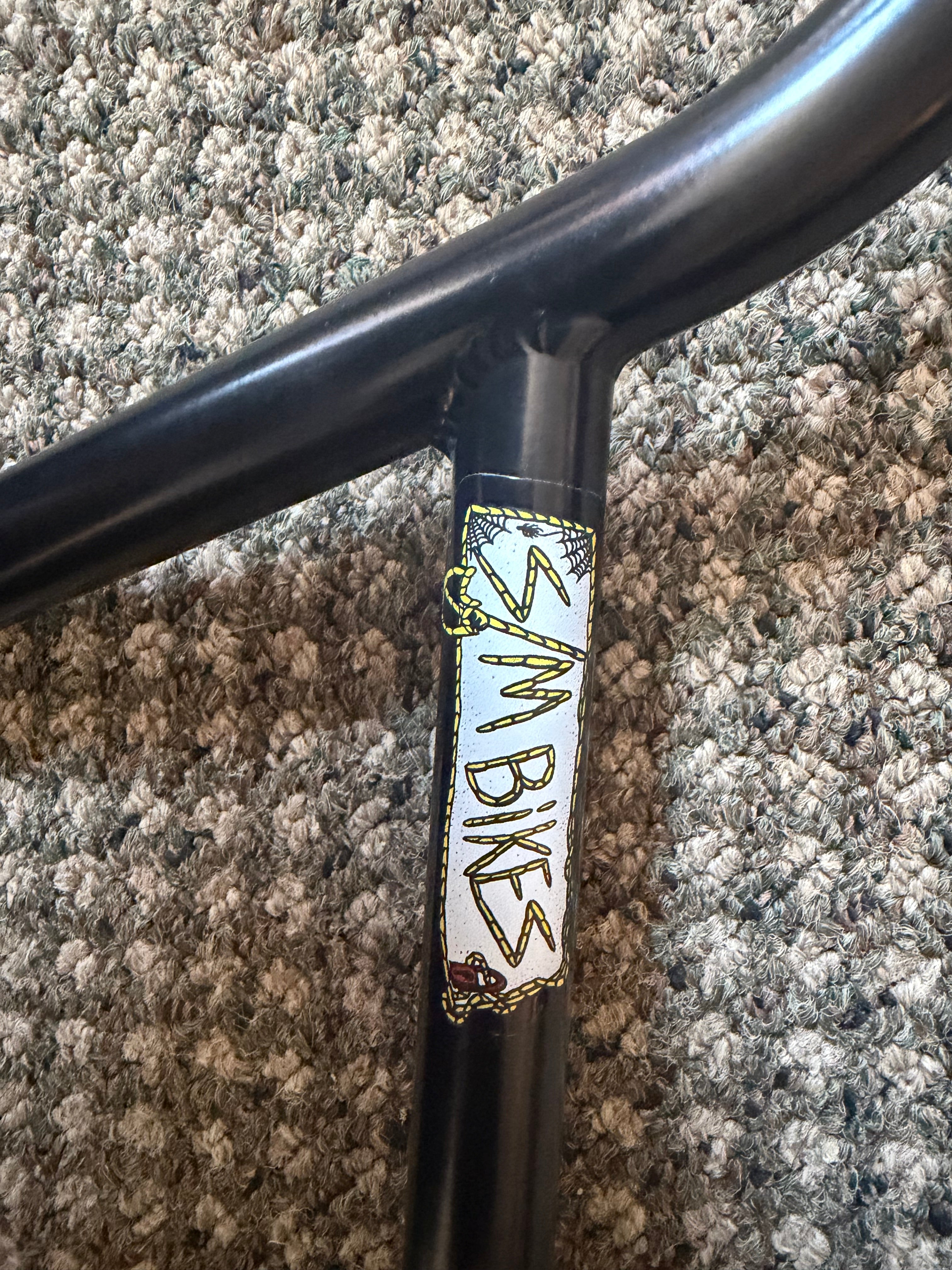 **Pre-Owned ** S&M No Exit Bars flat black ** Pre-Owned **