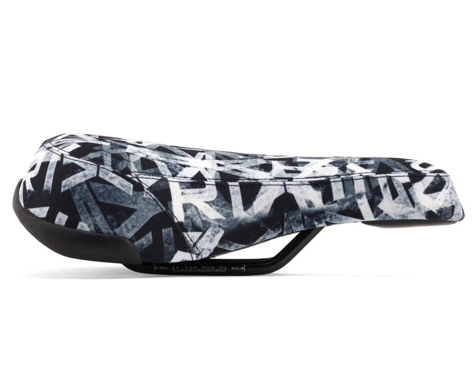 Rixin Noise Railed Seat (Black)