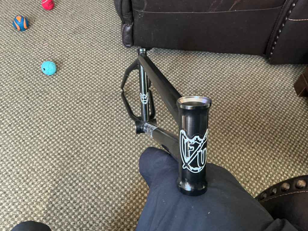 ** Pre-Owned ** S&M TallBoy 21TT ** Pre-Owned**