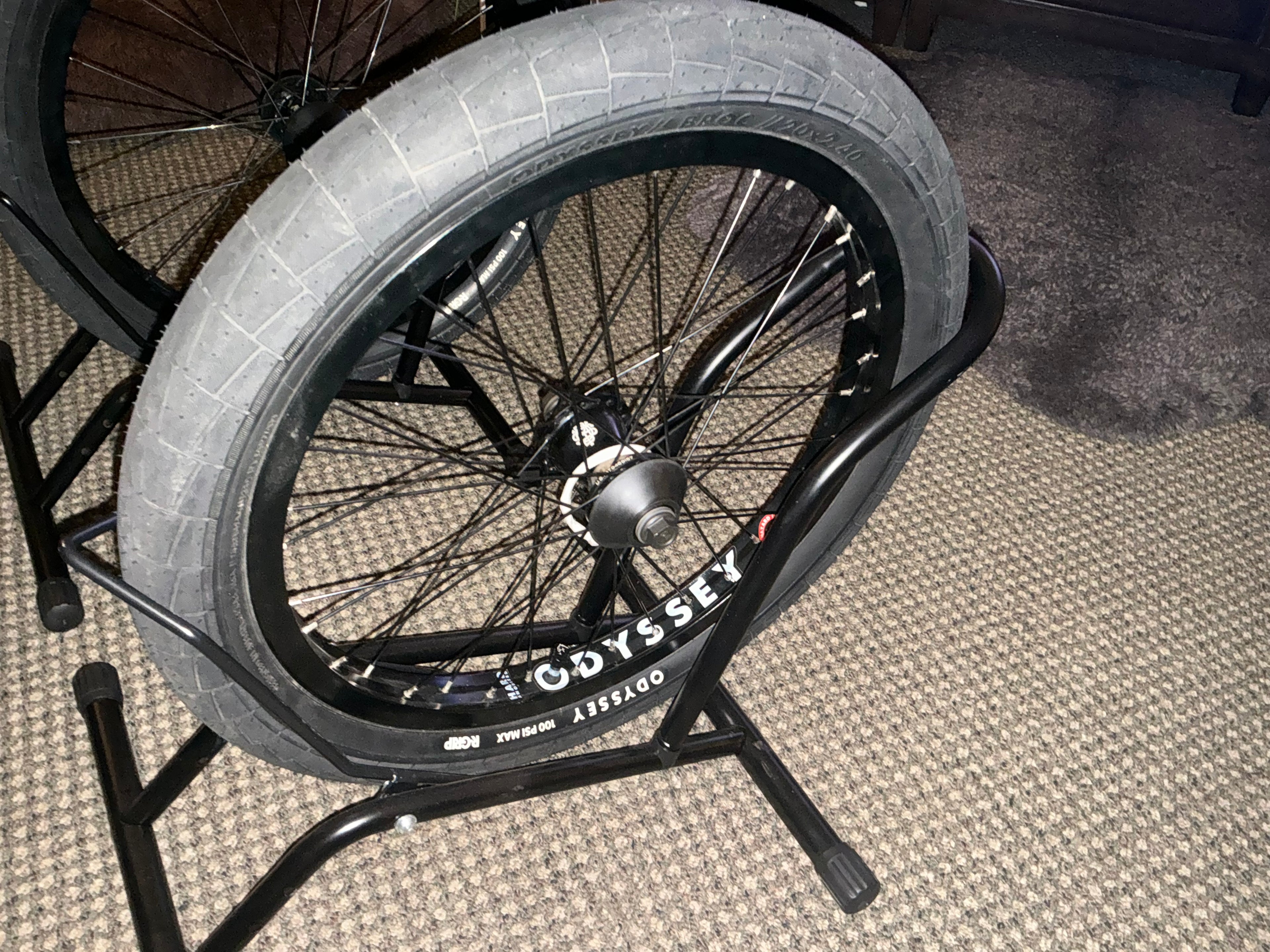 ** PRE-OWNED ** Odyssey Hazard Lite LHD Wheelset ** PRE-OWNED ** AS IS