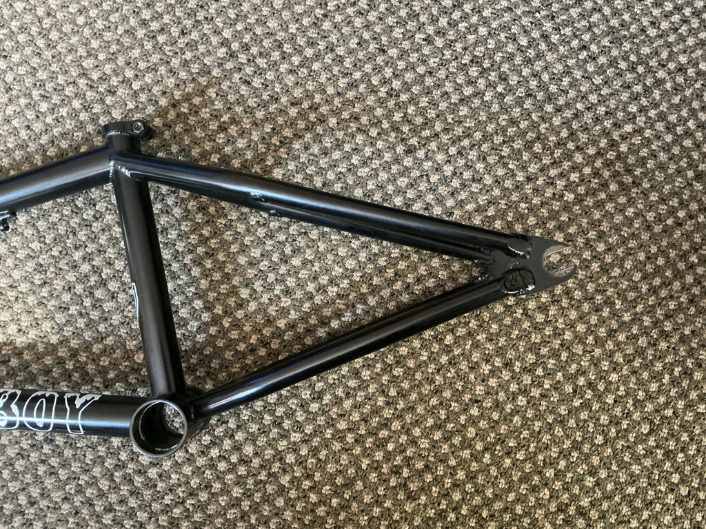 ** Pre-Owned ** S&M TallBoy 21TT ** Pre-Owned**