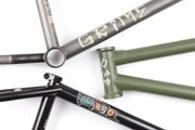 BSD GRIME FRAME
Flat Raw 21” TT