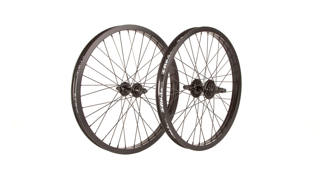 Fit Bike Co OEM 20in wheelset hub detail, sealed bearing