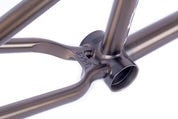 BIGGIE FRAME / DEVON SMILLIE / TRANSLUCENT BLACK 21” TT
$399.99