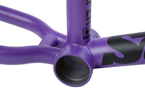 SUNDAY STREET SWEEPER FRAME
Hot Pink/Purple Fade
20.75 TT